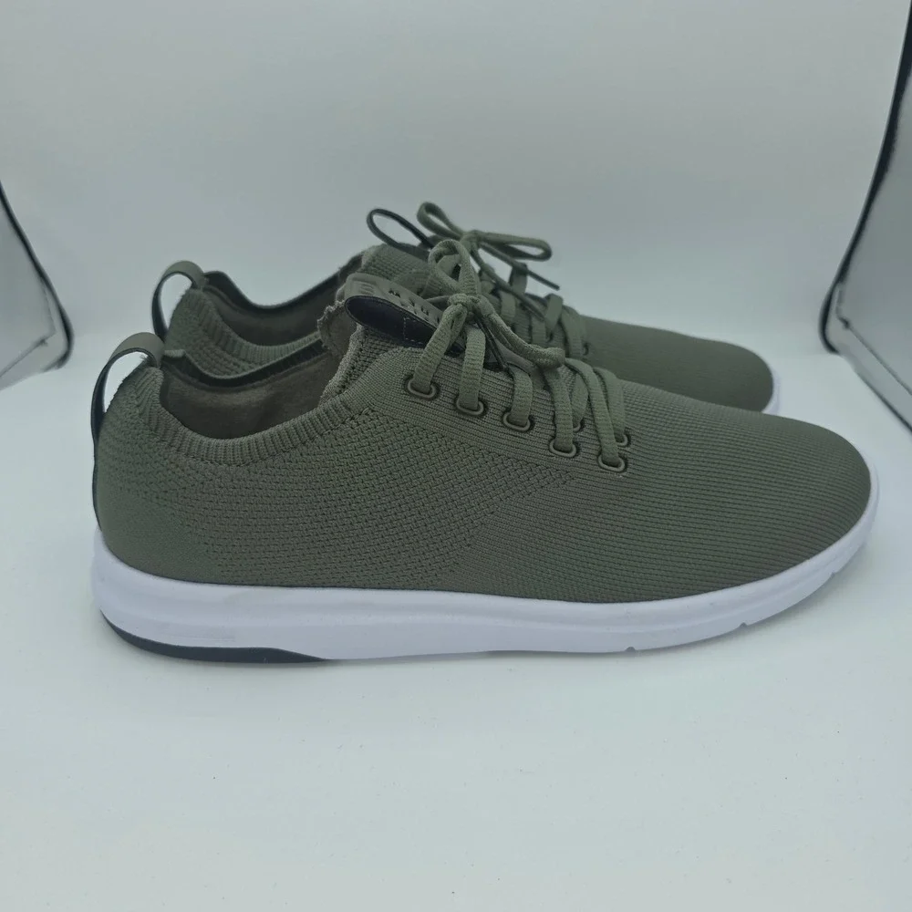 NWOB TravisMathew The Daily Lite Golf Shoes Olive Green Spikeless Knit Men's 8.5